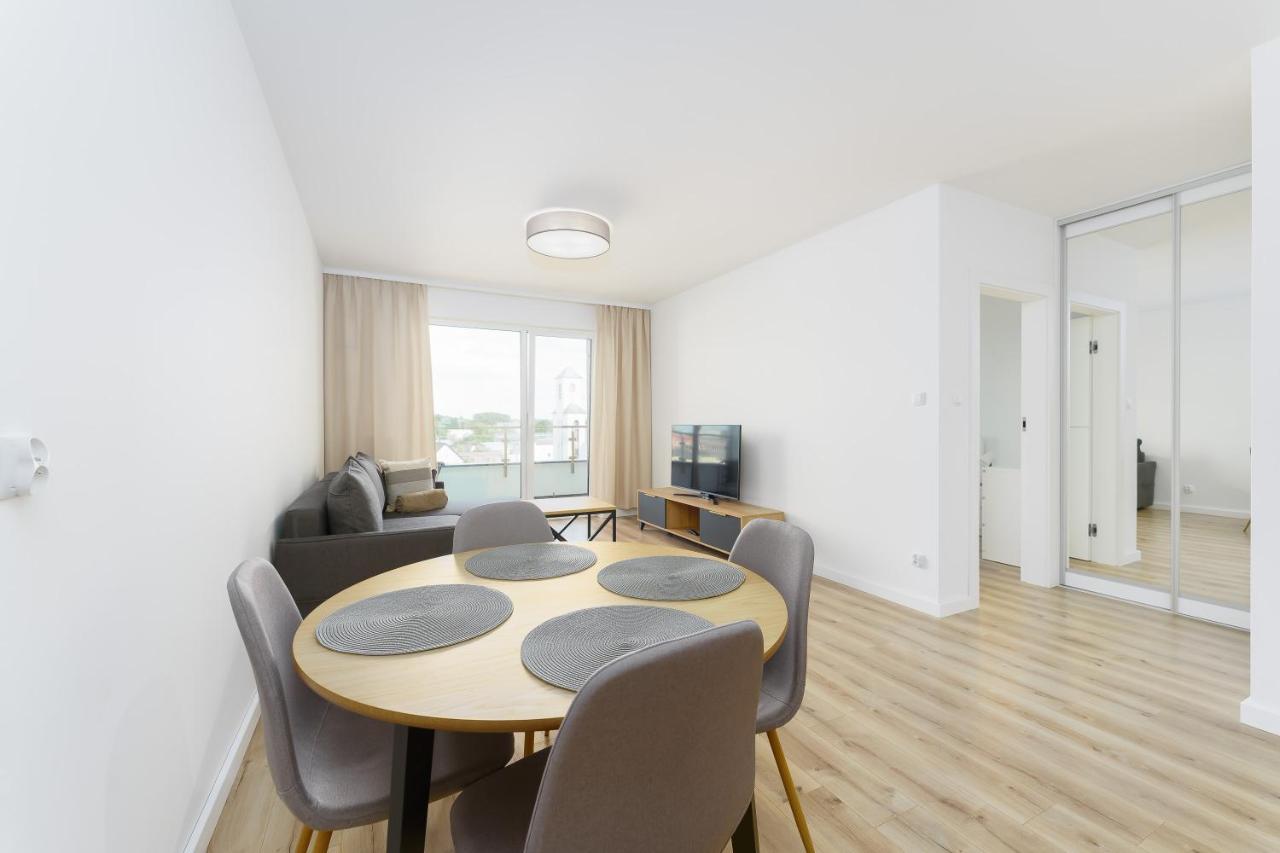 Apartament Morski Navigator By Holidaysun Kołobrzeg Exteriör bild